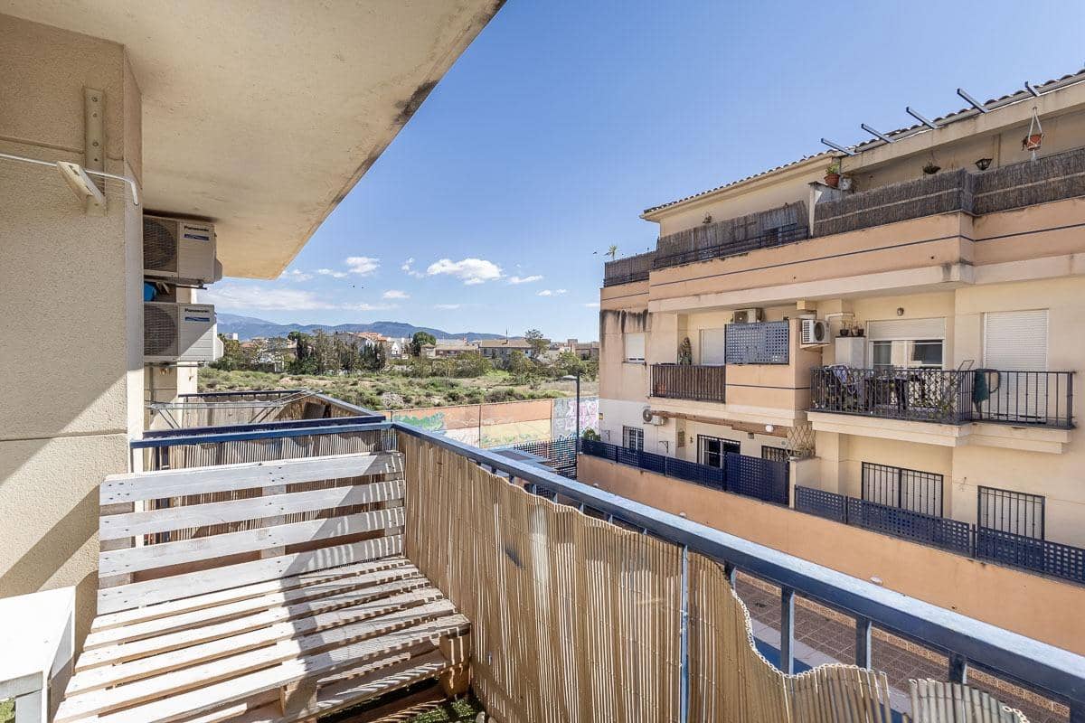 2 quarto Apartamento para venda em Las Gabias com piscina garagem - 154 900 € (Ref: 9783136)