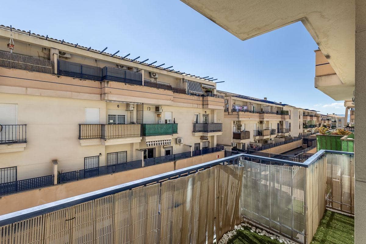 2 quarto Apartamento para venda em Las Gabias com piscina garagem - 154 900 € (Ref: 9783136)