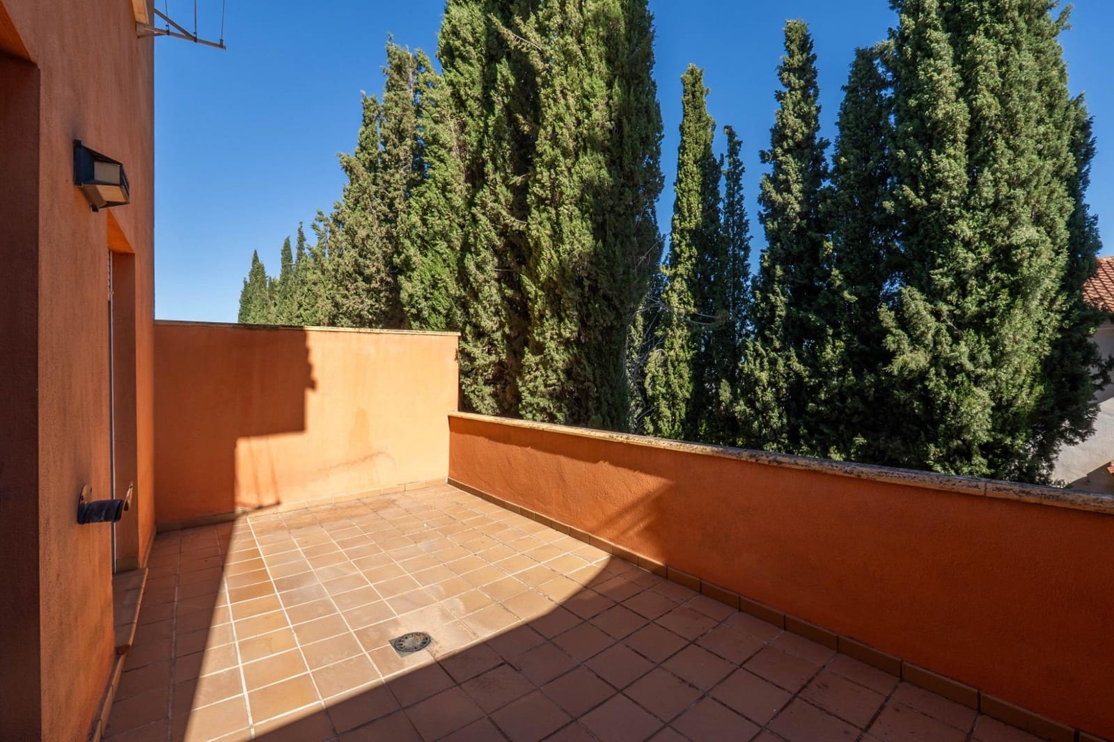 2 quarto Apartamento para venda em La Zubia com garagem - 179 990 € (Ref: 9788382)