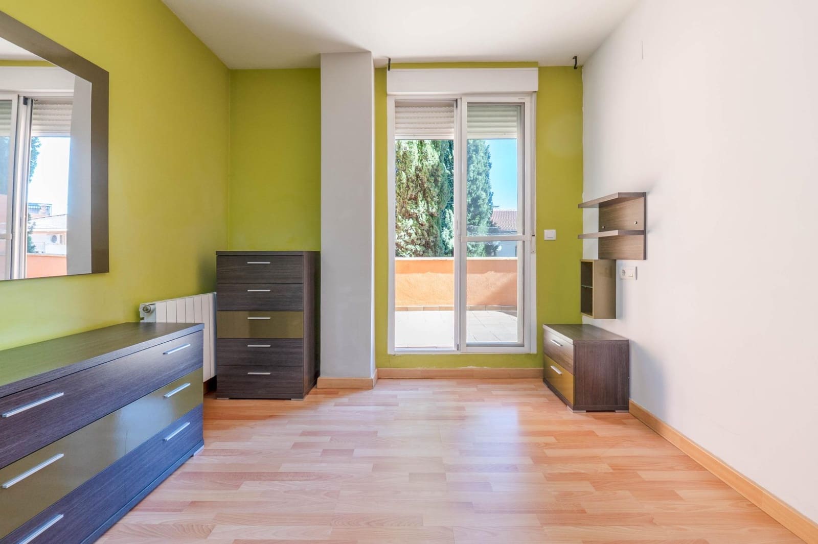 2 quarto Apartamento para venda em La Zubia - 179 990 € (Ref: 9791026)