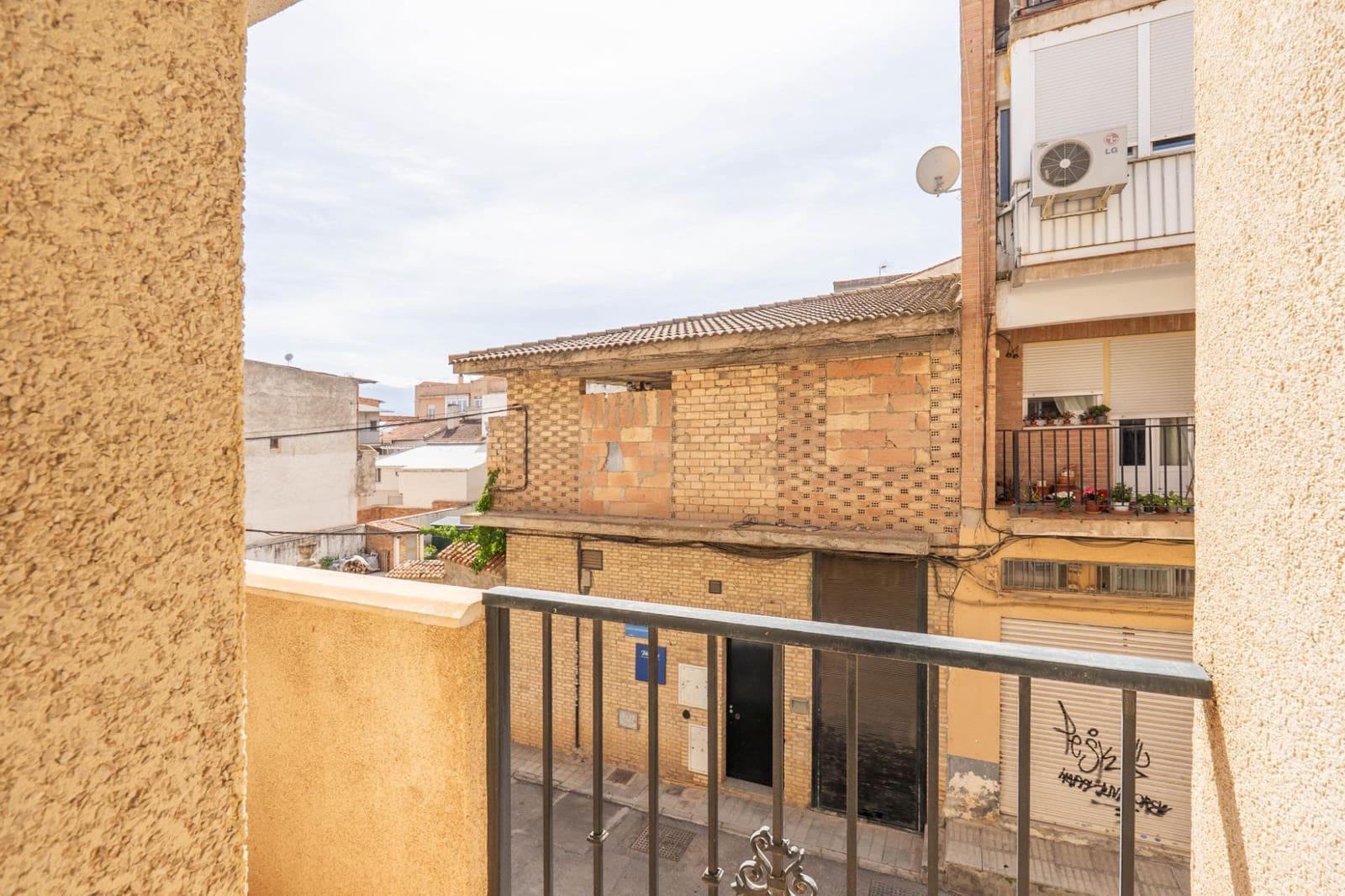 1 slaapkamer Appartement te koop in Las Gabias - € 102.000 (Ref: 9794582)