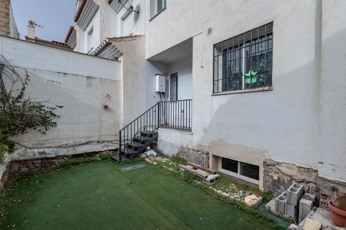 4 Zimmer Reihenhaus zu verkaufen in La Zubia mit Garage - 204.900 € (Ref: 9799229)