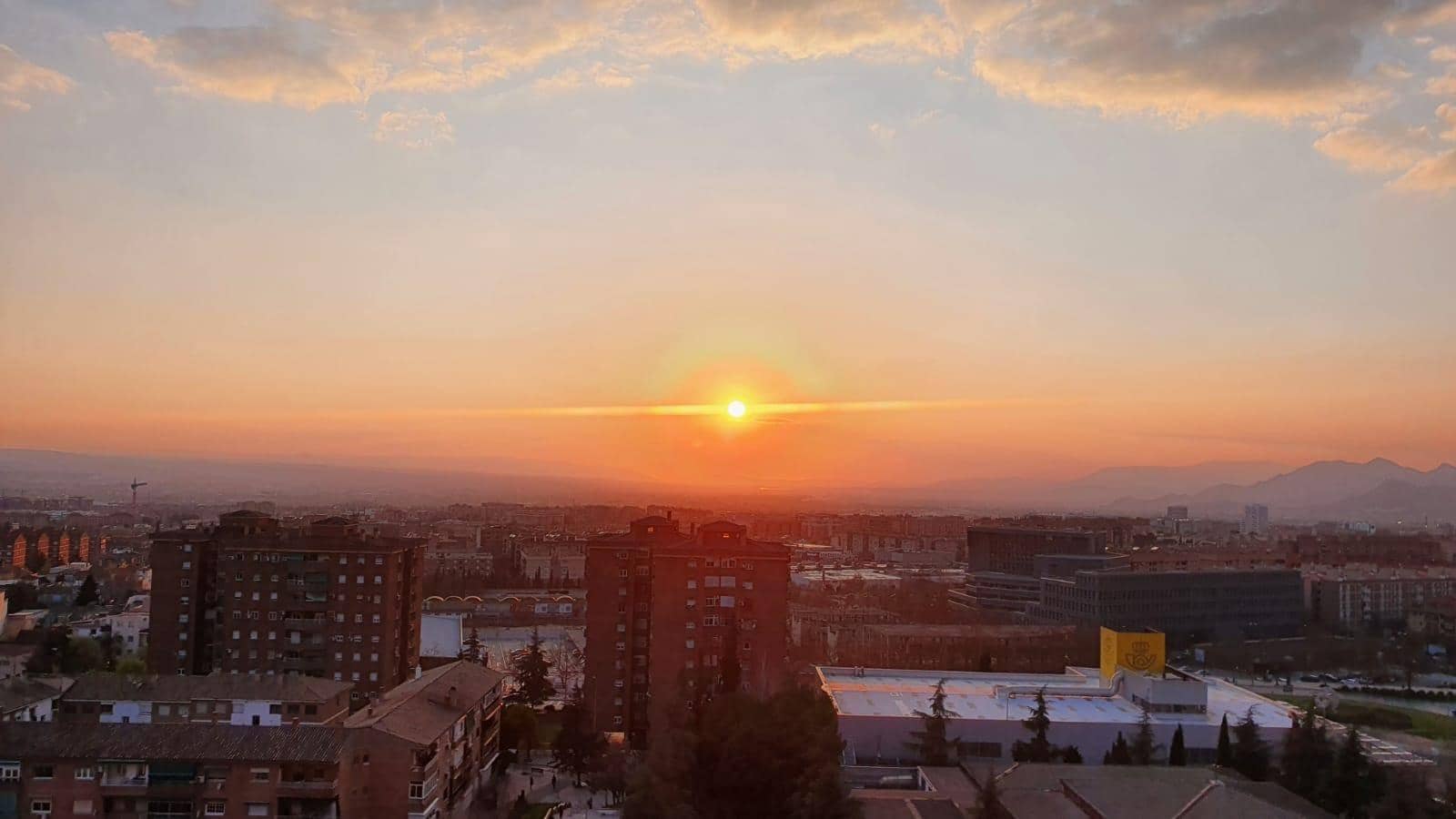 4 Zimmer Penthouse zu verkaufen in Granada Stadt - 208.000 € (Ref: 9799232)