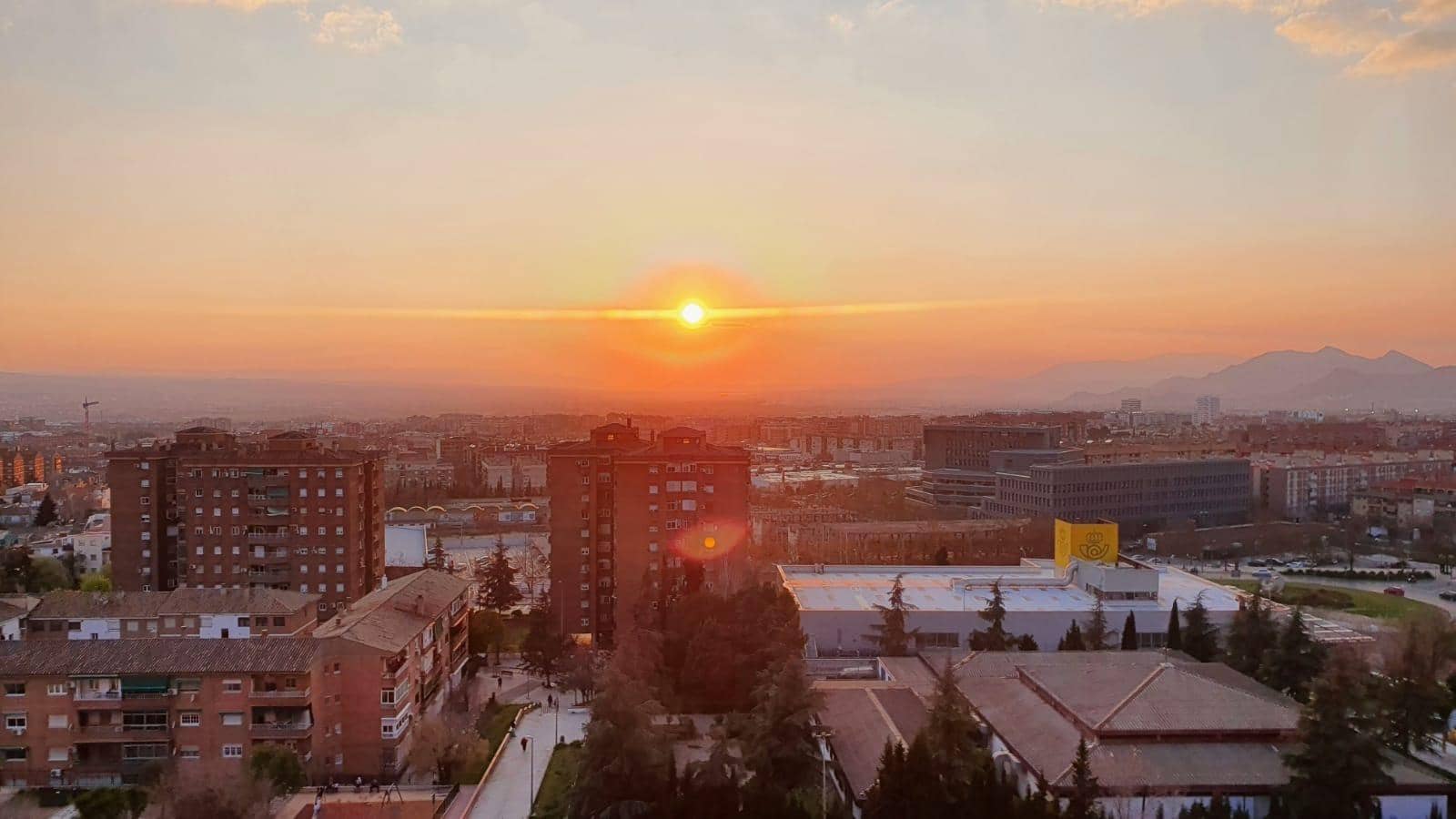 4 Zimmer Penthouse zu verkaufen in Granada Stadt - 208.000 € (Ref: 9799232)