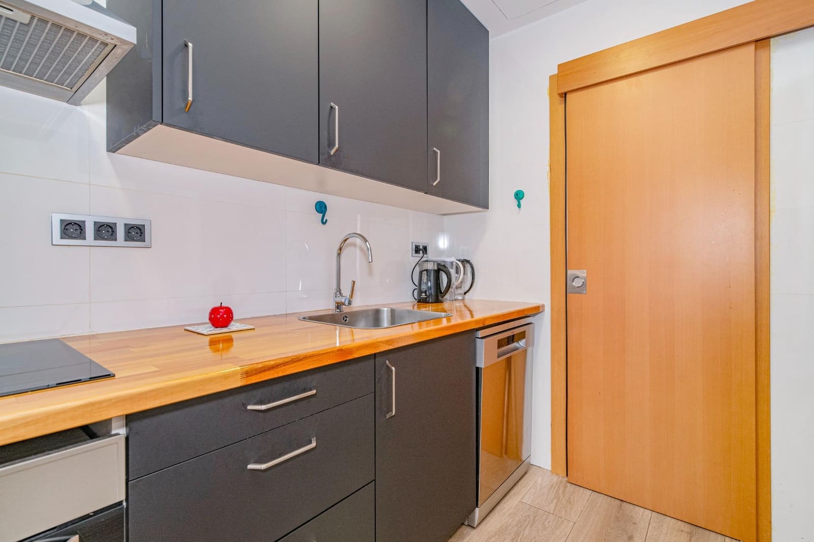 4 Zimmer Penthouse zu verkaufen in Granada Stadt - 208.000 € (Ref: 9799232)