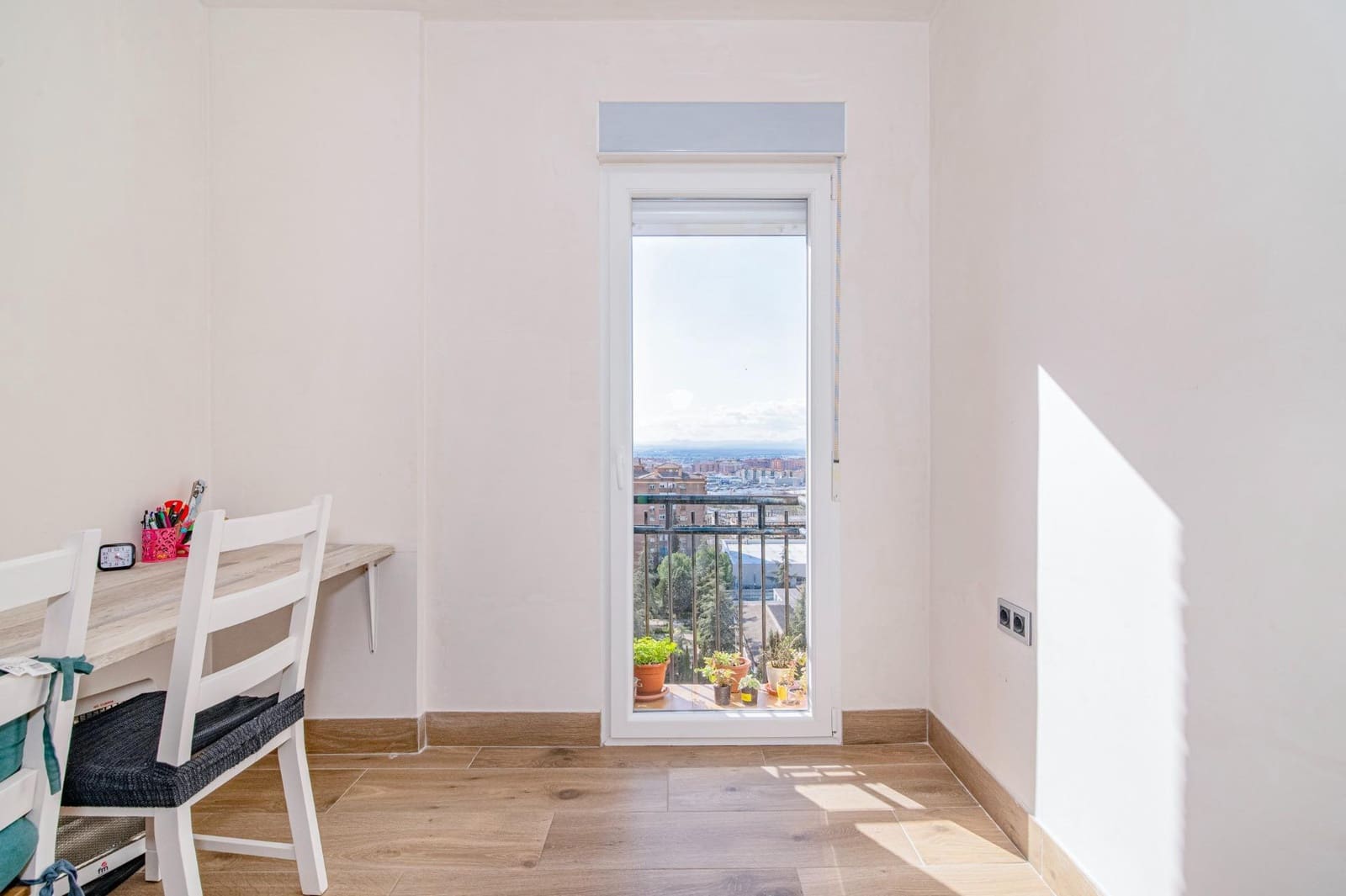 4 Zimmer Penthouse zu verkaufen in Granada Stadt - 208.000 € (Ref: 9799232)