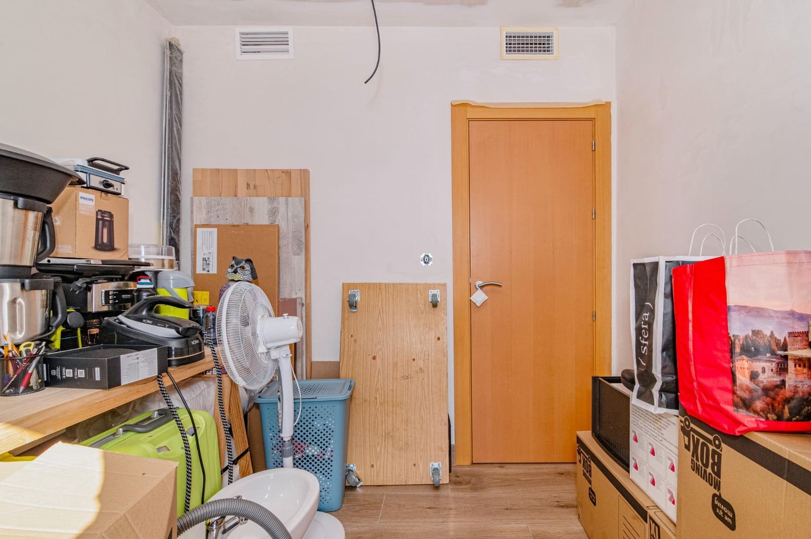 4 Zimmer Penthouse zu verkaufen in Granada Stadt - 208.000 € (Ref: 9799232)