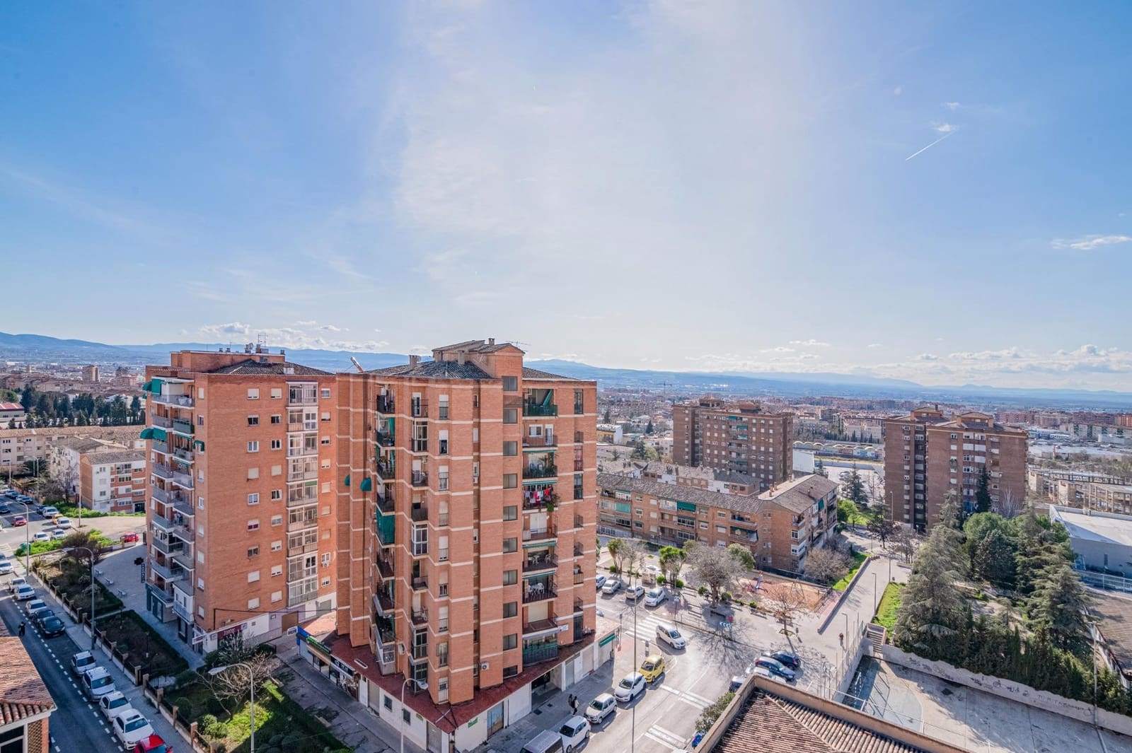 4 Zimmer Penthouse zu verkaufen in Granada Stadt - 208.000 € (Ref: 9799232)