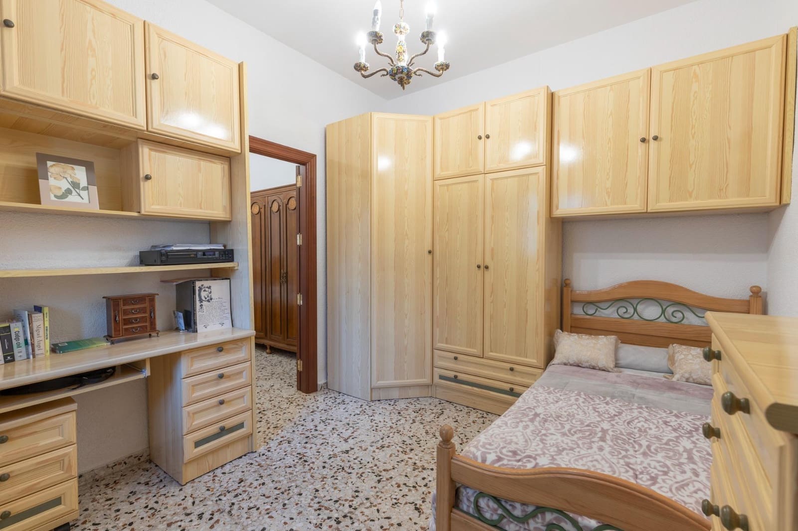 2 Zimmer Wohnung zu verkaufen in Granada Stadt - 195.000 € (Ref: 9799233)