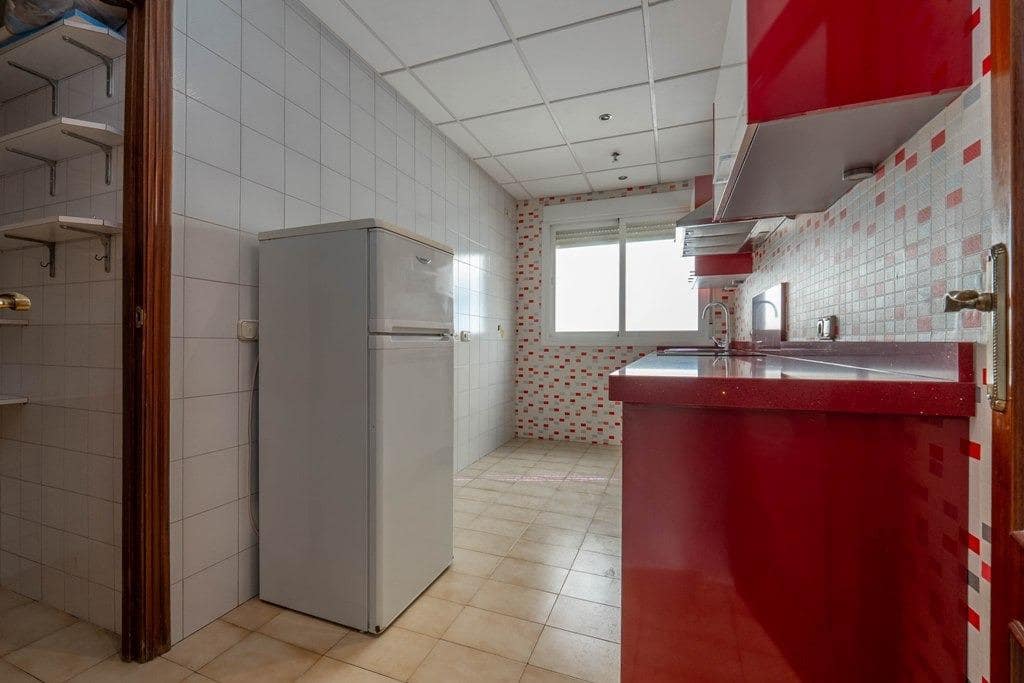 Piso de 1 habitación en Granada ciudad en venta con garaje - 305.000 € (Ref: 9799235)