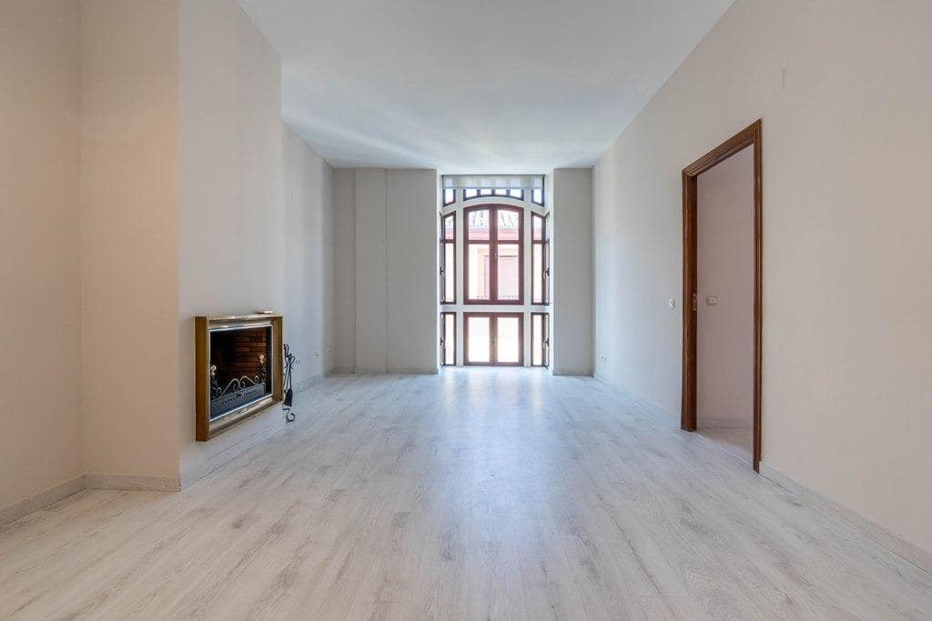 Piso de 1 habitación en Granada ciudad en venta con garaje - 305.000 € (Ref: 9799235)