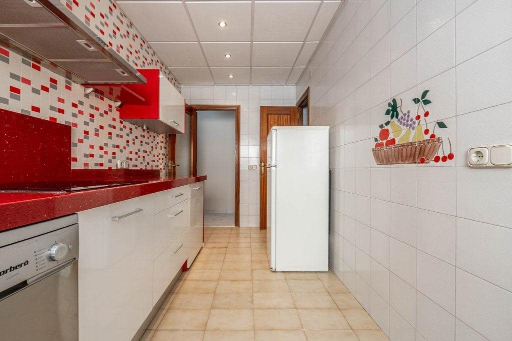 Piso de 1 habitación en Granada ciudad en venta con garaje - 305.000 € (Ref: 9799235)