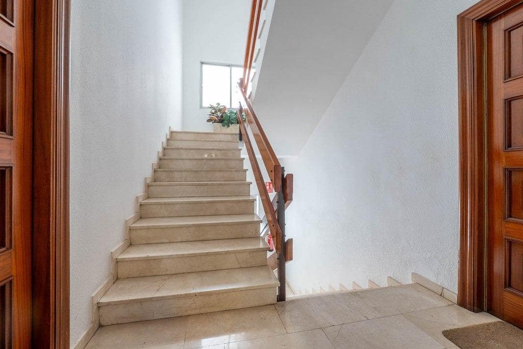 Piso de 1 habitación en Granada ciudad en venta con garaje - 305.000 € (Ref: 9799235)