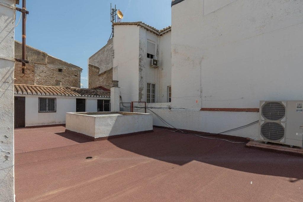 Piso de 1 habitación en Granada ciudad en venta con garaje - 305.000 € (Ref: 9799235)