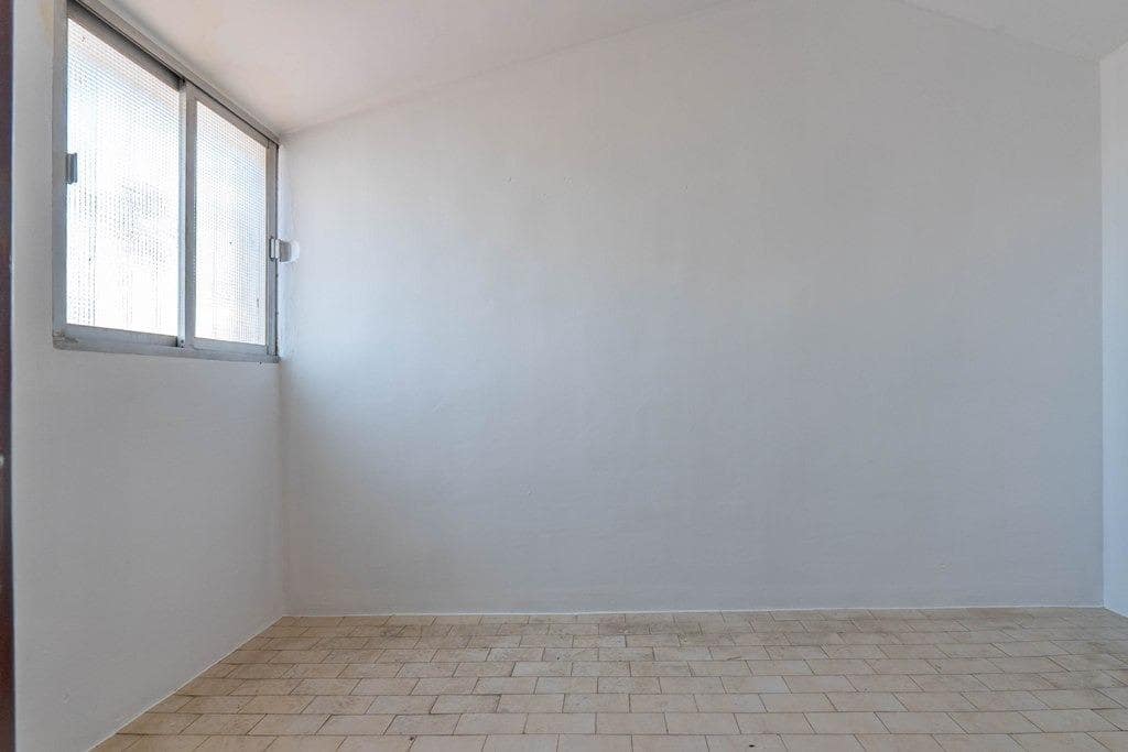 Piso de 1 habitación en Granada ciudad en venta con garaje - 305.000 € (Ref: 9799235)