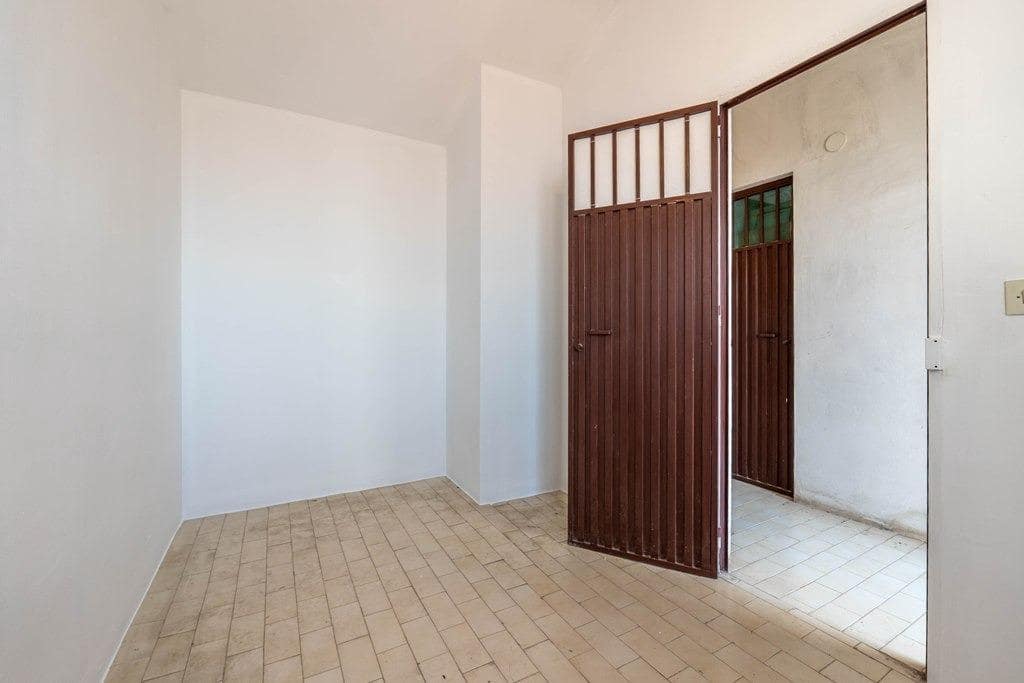 Piso de 1 habitación en Granada ciudad en venta con garaje - 305.000 € (Ref: 9799235)