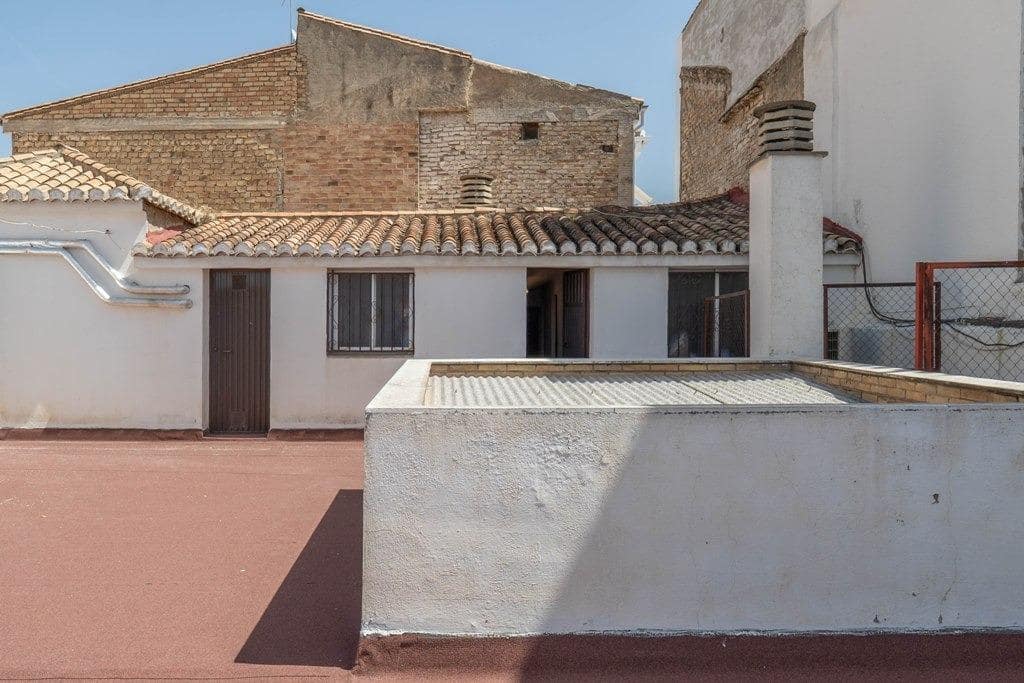 Piso de 1 habitación en Granada ciudad en venta con garaje - 305.000 € (Ref: 9799235)