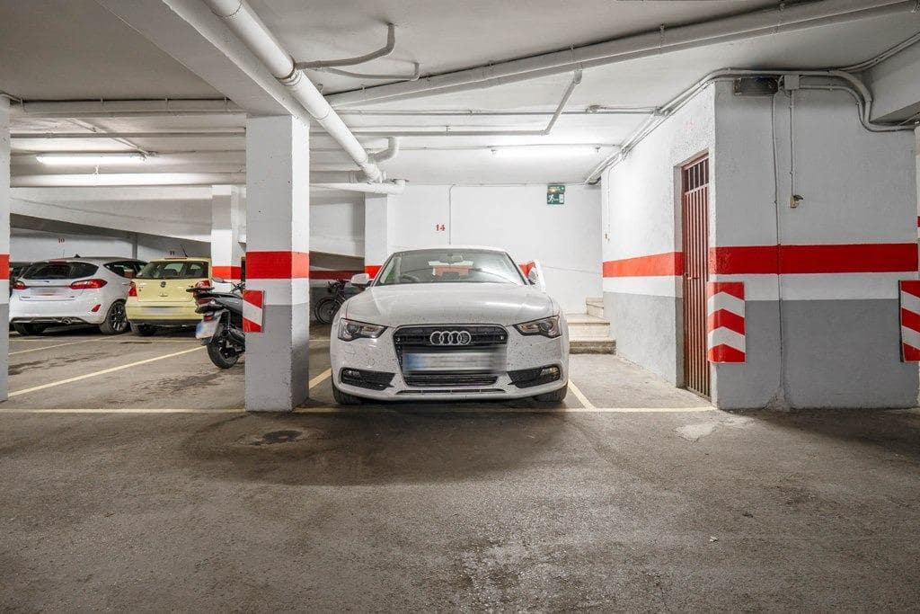 Piso de 1 habitación en Granada ciudad en venta con garaje - 305.000 € (Ref: 9799235)