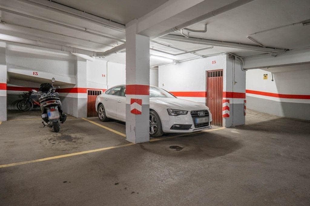 Piso de 1 habitación en Granada ciudad en venta con garaje - 305.000 € (Ref: 9799235)