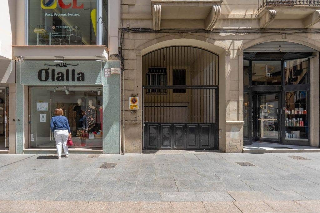 Piso de 1 habitación en Granada ciudad en venta con garaje - 305.000 € (Ref: 9799235)