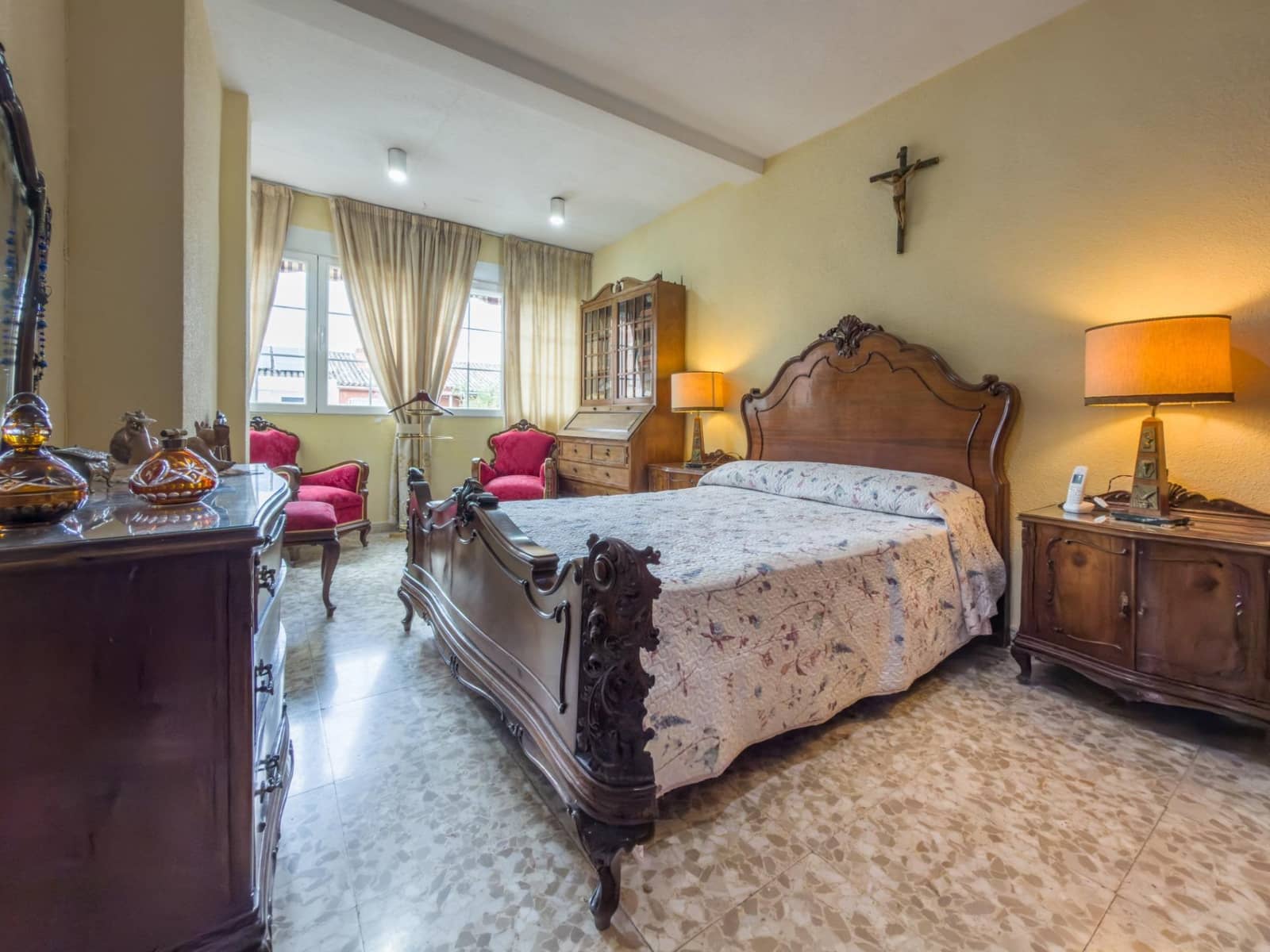 6 camera da letto Villetta Bifamiliare in vendita in Granada citta con garage - 595.000 € (Rif: 9799236)