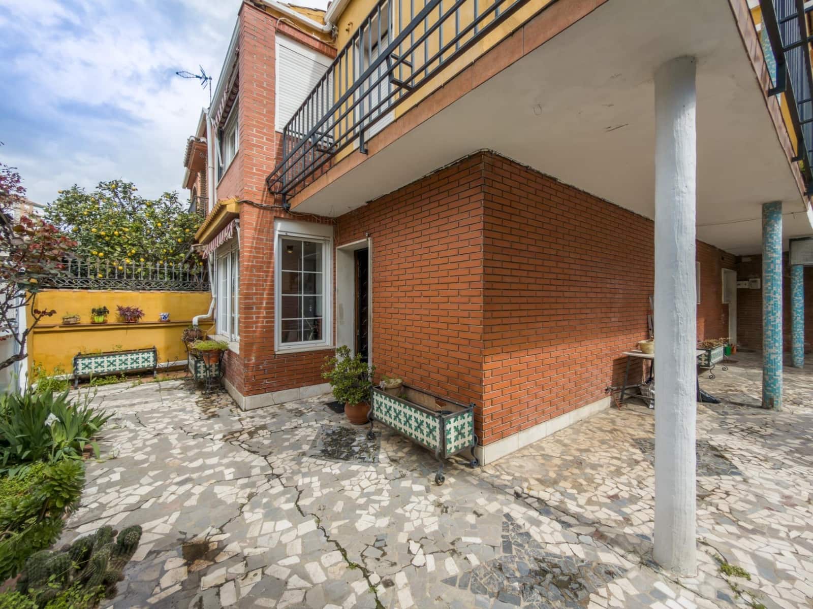 6 camera da letto Villetta Bifamiliare in vendita in Granada citta con garage - 595.000 € (Rif: 9799236)