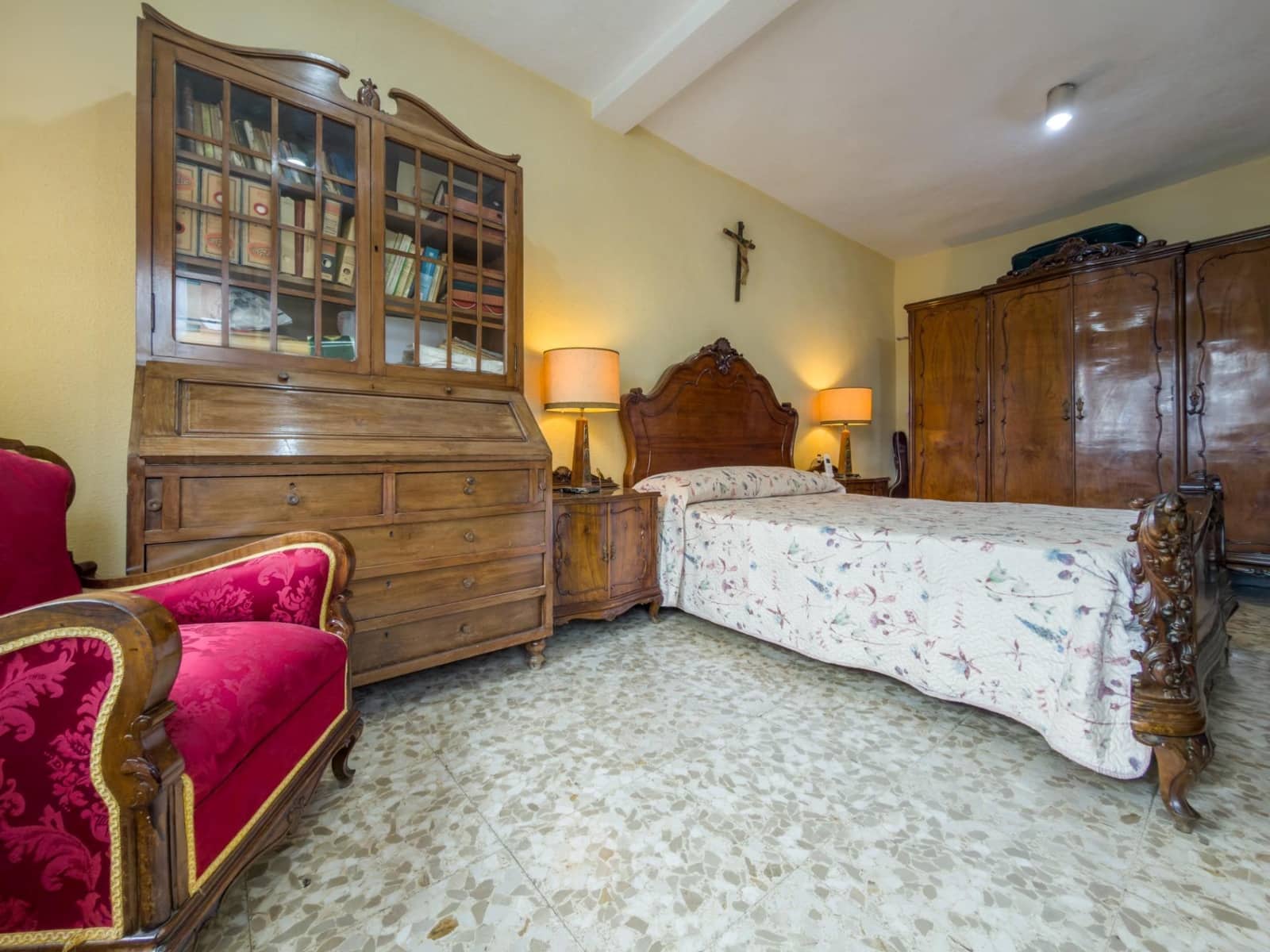 6 camera da letto Villetta Bifamiliare in vendita in Granada citta con garage - 595.000 € (Rif: 9799236)