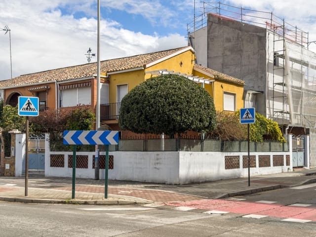 6 camera da letto Villetta Bifamiliare in vendita in Zaidin, Granada città con garage - 595.000 € (Rif: 9799236)