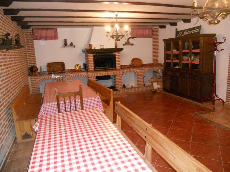 6 sovrum Finca/Hus på landet till salu i Tudela de Duero med pool garage - 295 000 € (Ref: 4717869)