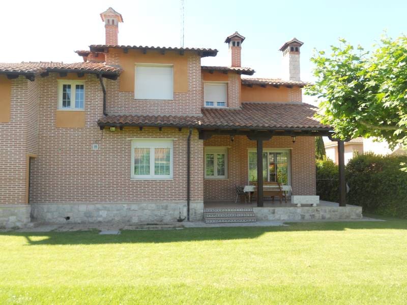 6 sovrum Finca/Hus på landet till salu i Tudela de Duero med pool garage - 295 000 € (Ref: 4717869)