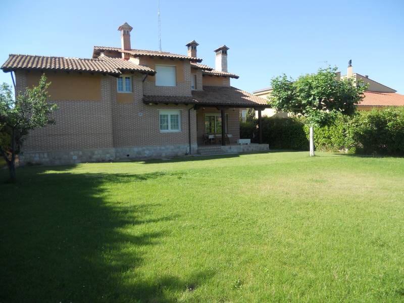 6 sovrum Finca/Hus på landet till salu i Tudela de Duero med pool garage - 295 000 € (Ref: 4717869)