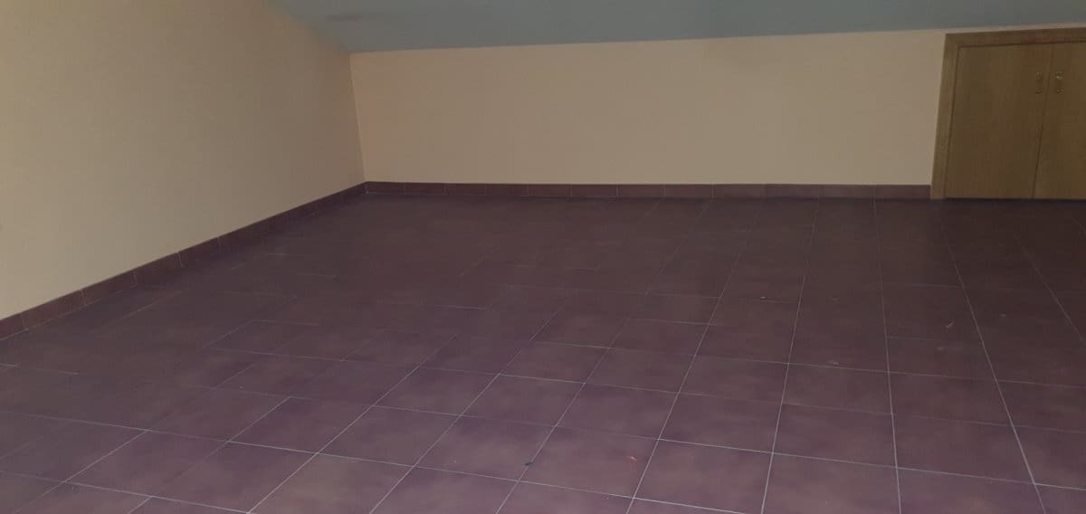 4 Zimmer Reihenhaus zu verkaufen in Santovenia de Pisuerga mit Garage - 199.000 € (Ref: 5365345)
