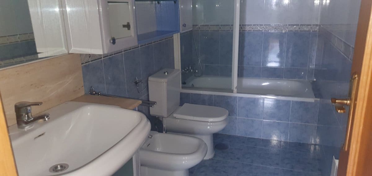4 Zimmer Reihenhaus zu verkaufen in Santovenia de Pisuerga mit Garage - 199.000 € (Ref: 5365345)