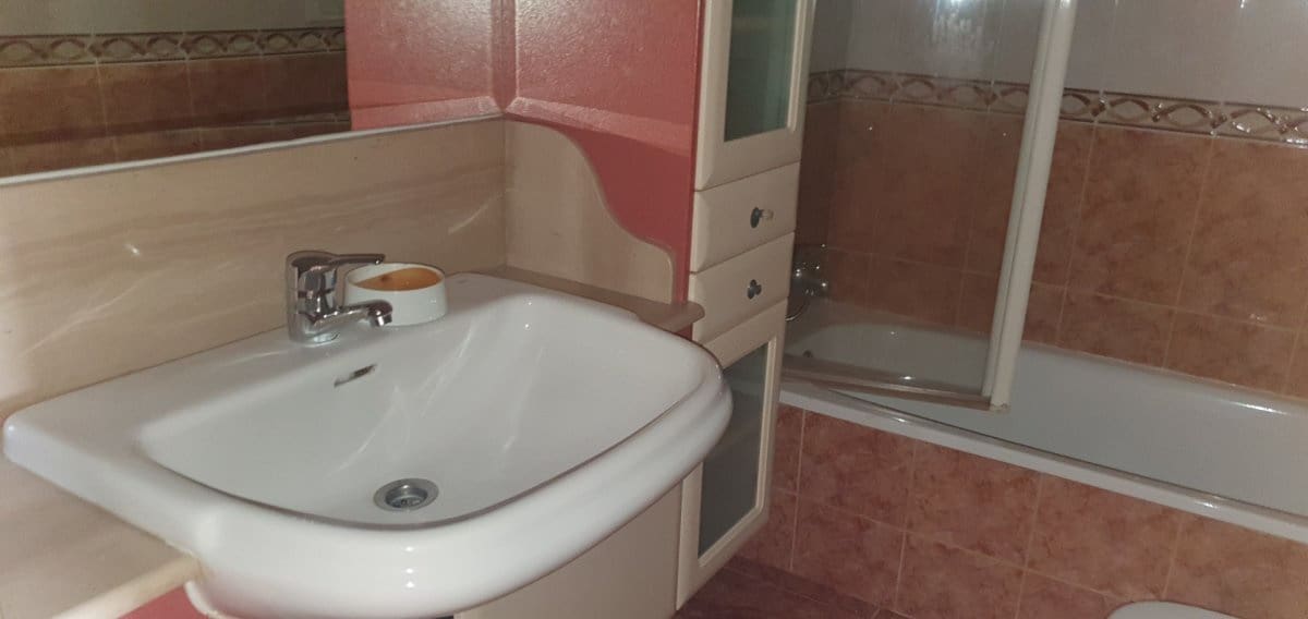 4 Zimmer Reihenhaus zu verkaufen in Santovenia de Pisuerga mit Garage - 199.000 € (Ref: 5365345)