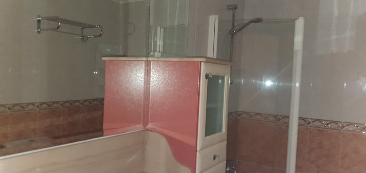 4 Zimmer Reihenhaus zu verkaufen in Santovenia de Pisuerga mit Garage - 199.000 € (Ref: 5365345)