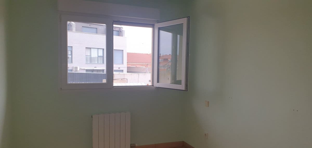 4 Zimmer Reihenhaus zu verkaufen in Santovenia de Pisuerga mit Garage - 199.000 € (Ref: 5365345)