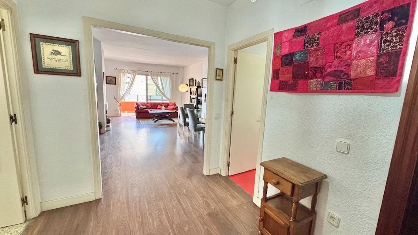 4 slaapkamer Flat te koop in Malaga stad met garage - € 660.000 (Ref: 10013111)
