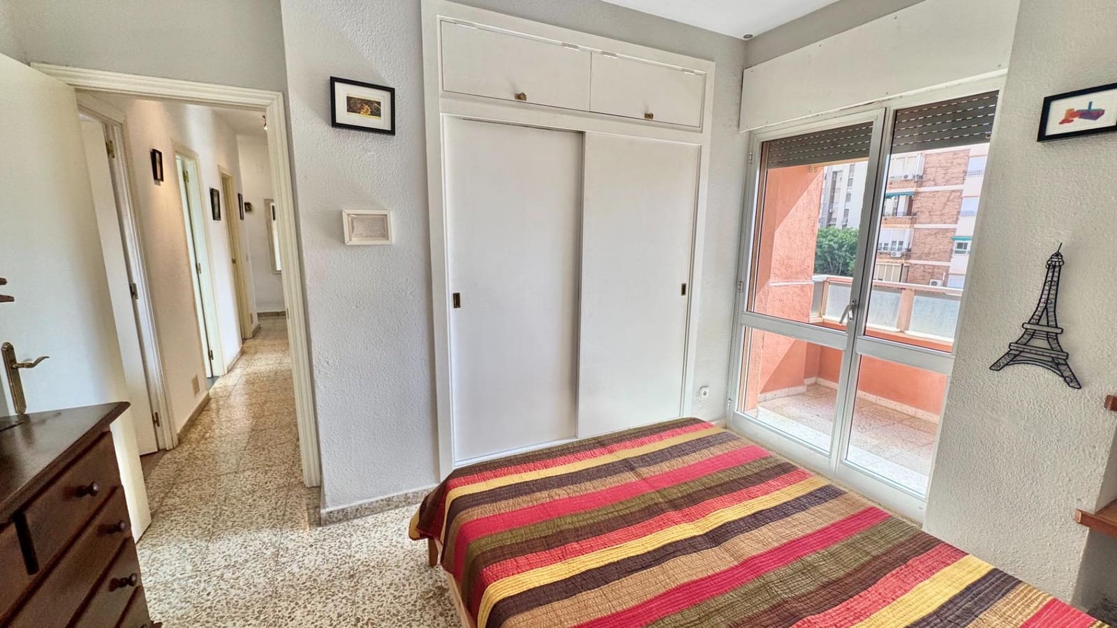 4 slaapkamer Flat te koop in Malaga stad met garage - € 660.000 (Ref: 10013111)