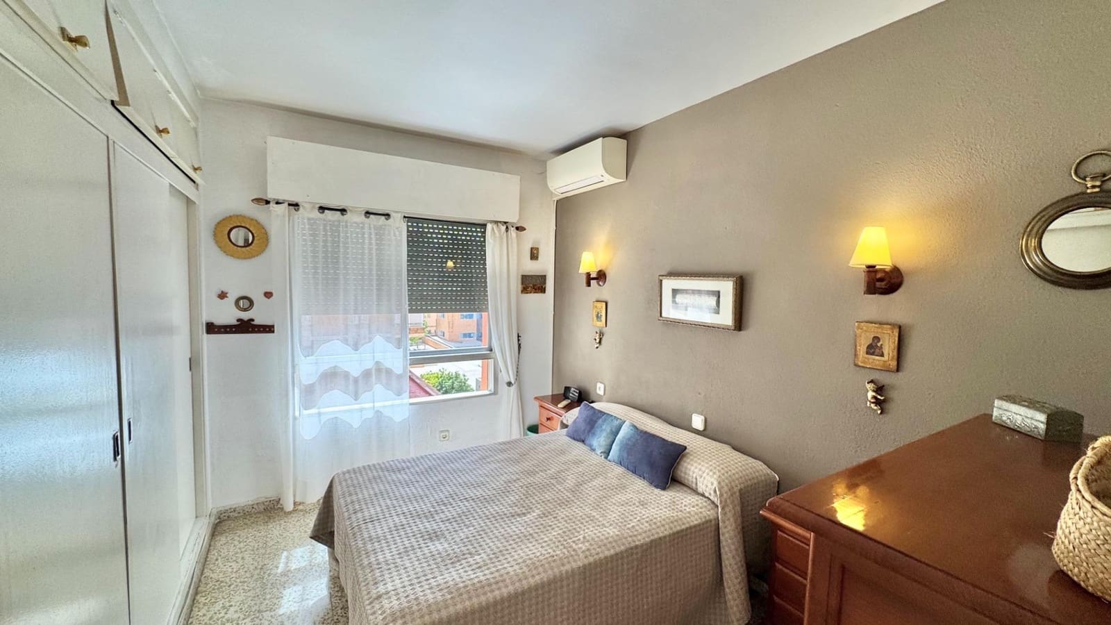 4 slaapkamer Flat te koop in Malaga stad met garage - € 660.000 (Ref: 10013111)