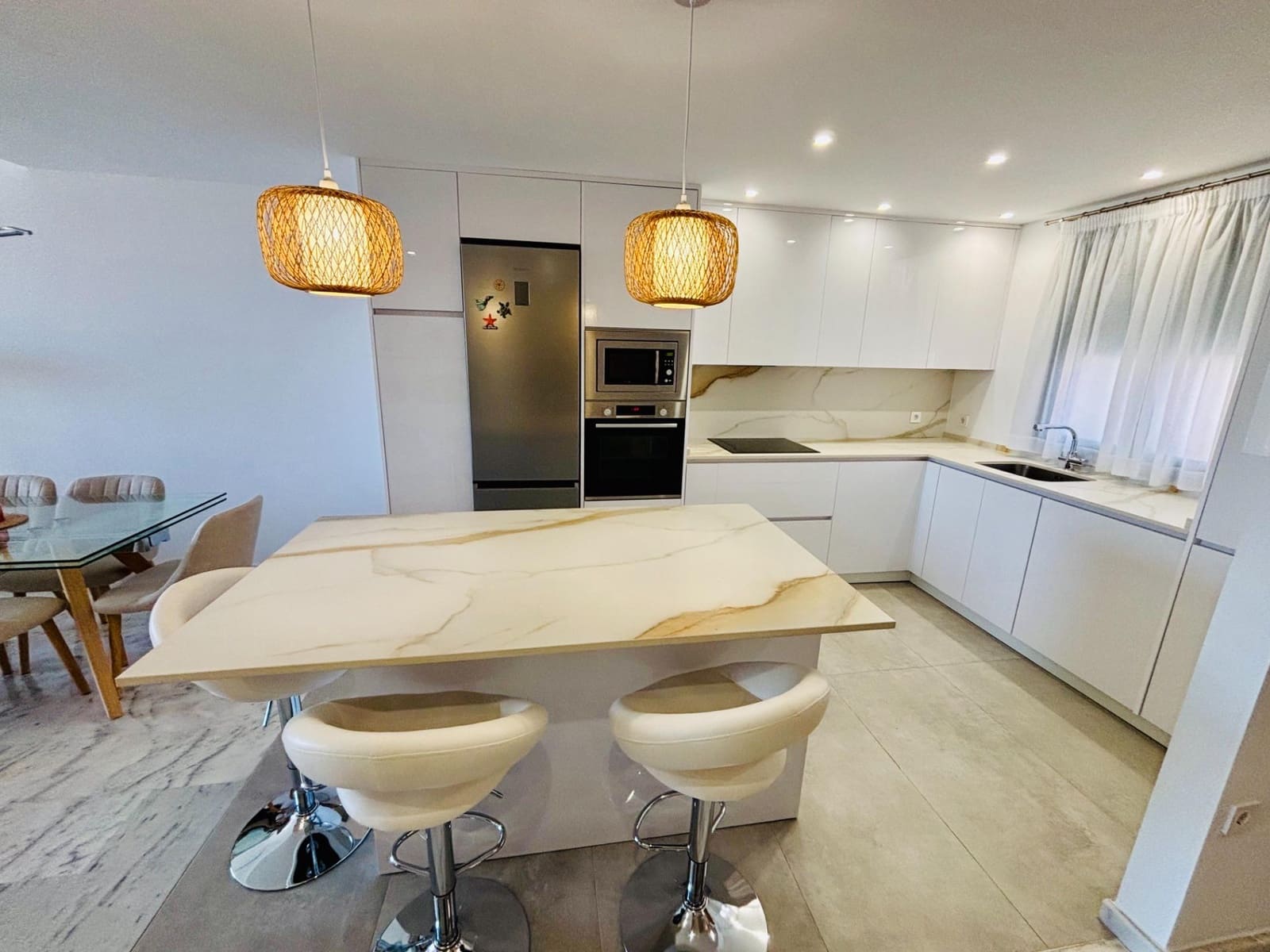 4 slaapkamer Penthouse te koop in Torrequebrada met zwembad garage - € 599.000 (Ref: 10017652)