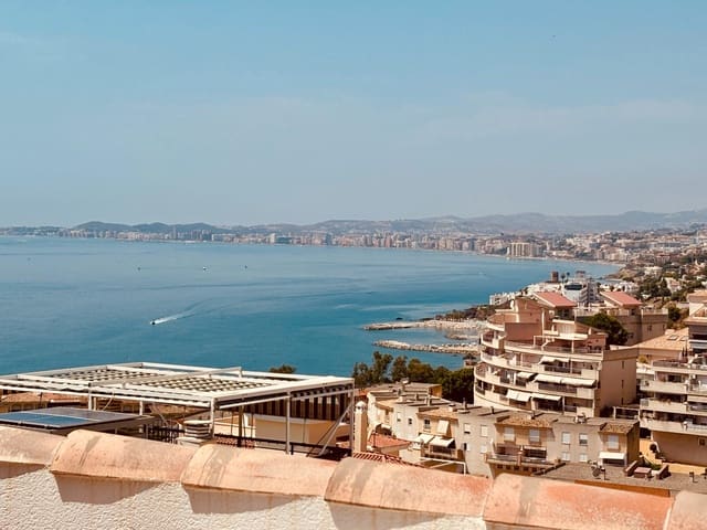 4 slaapkamer Penthouse te koop in Torrequebrada, Benalmádena met zwembad garage - € 599.000 (Ref: 10017652)