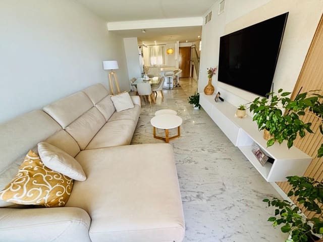4 slaapkamer Penthouse te koop in Torrequebrada, Benalmádena met zwembad garage - € 599.000 (Ref: 10017652)