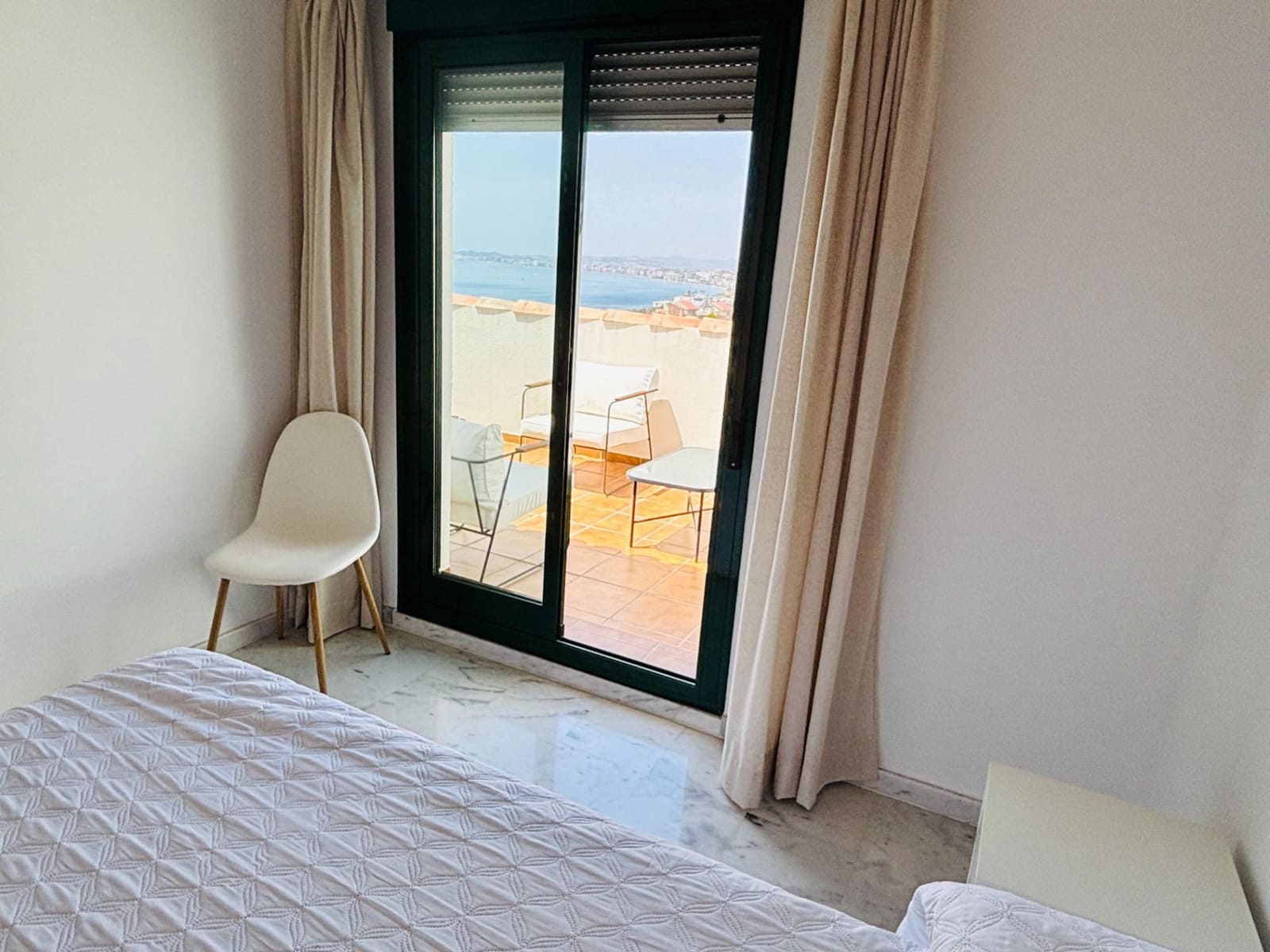 4 slaapkamer Penthouse te koop in Torrequebrada met zwembad garage - € 599.000 (Ref: 10017652)
