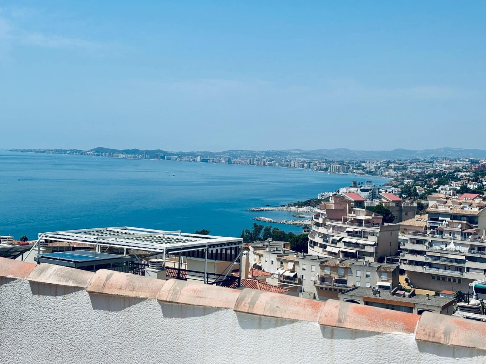 4 slaapkamer Penthouse te koop in Torrequebrada met zwembad garage - € 599.000 (Ref: 10017652)