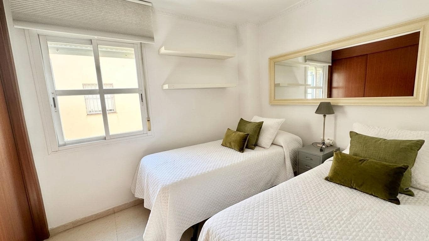 2 Zimmer Penthouse zu verkaufen in Malaga Stadt mit Pool Garage - 545.000 € (Ref: 10021095)