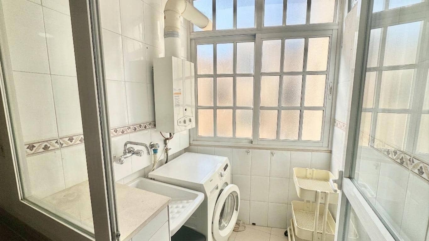 2 Zimmer Penthouse zu verkaufen in Malaga Stadt mit Pool Garage - 545.000 € (Ref: 10021095)