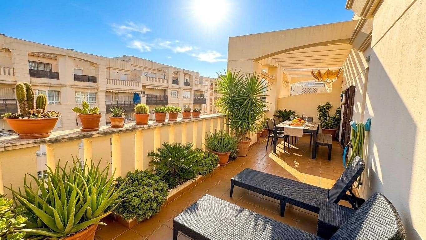 2 Zimmer Penthouse zu verkaufen in Malaga Stadt mit Pool Garage - 545.000 € (Ref: 10021095)