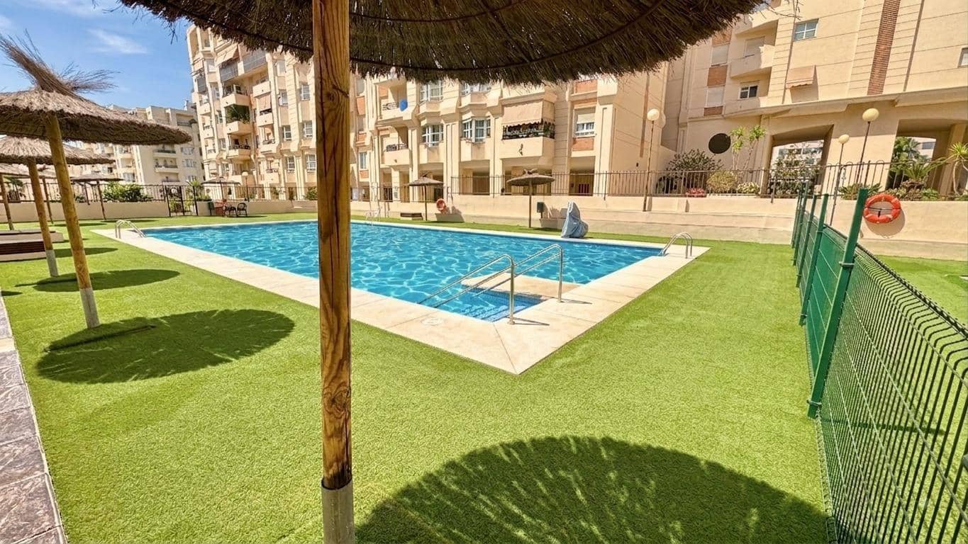 2 Zimmer Penthouse zu verkaufen in Malaga Stadt mit Pool Garage - 545.000 € (Ref: 10021095)