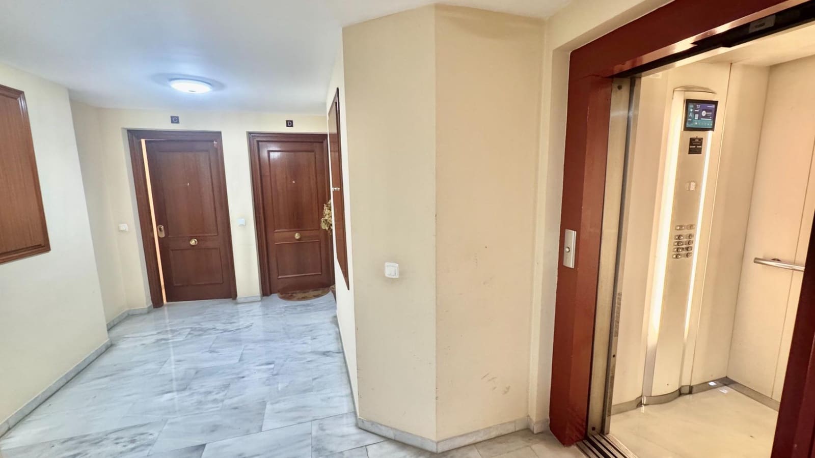 2 Zimmer Penthouse zu verkaufen in Malaga Stadt mit Pool Garage - 545.000 € (Ref: 10021095)