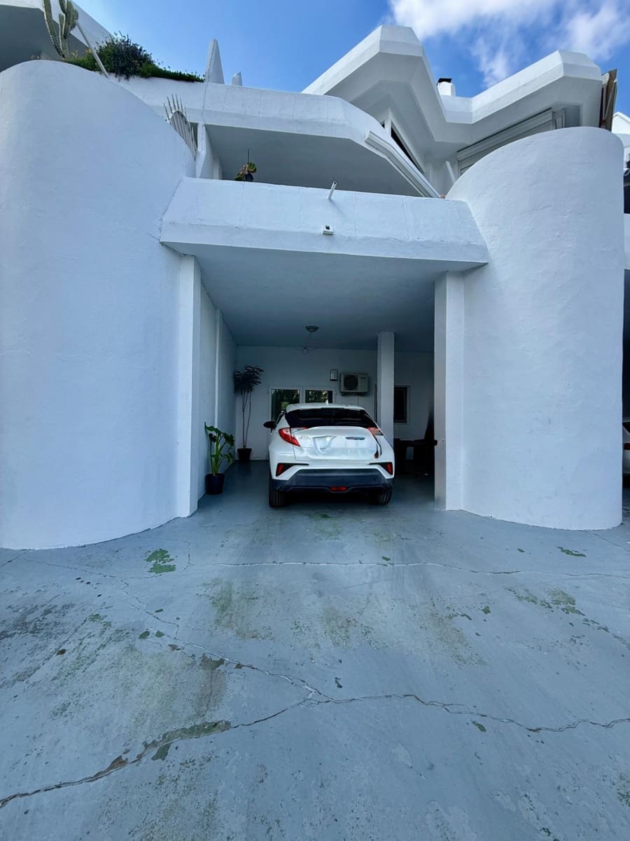 3 Zimmer Reihenhaus zu verkaufen in Torrequebrada mit Pool Garage - 599.000 € (Ref: 10025907)